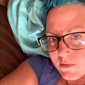 Meet your Posher, Laci